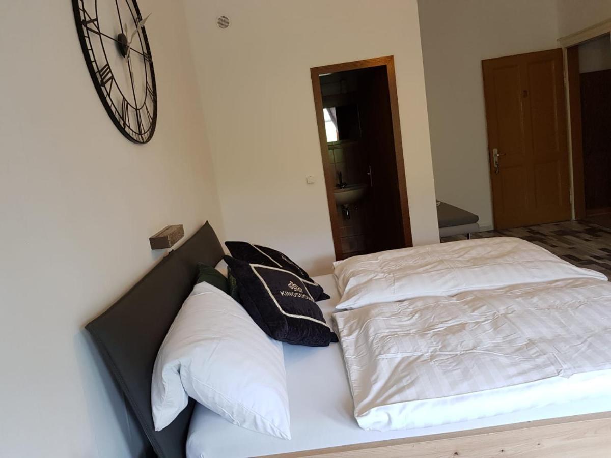 Privat bolig Im Alten Reihenhaus Auf Der Stadtmauer
